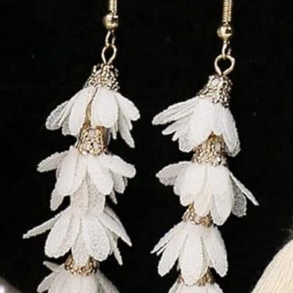 Gold Flower Drop Earrings